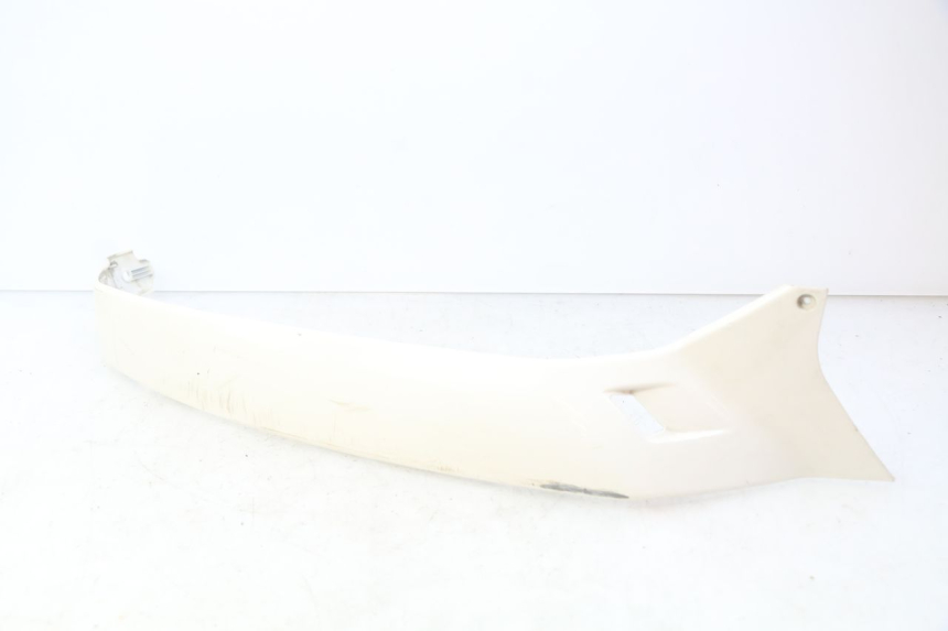 photo de Achterste linker dorpel PIAGGIO VESPA GTS IGET ABS 125 (2017 - 2023) - Detail van het onderdeel