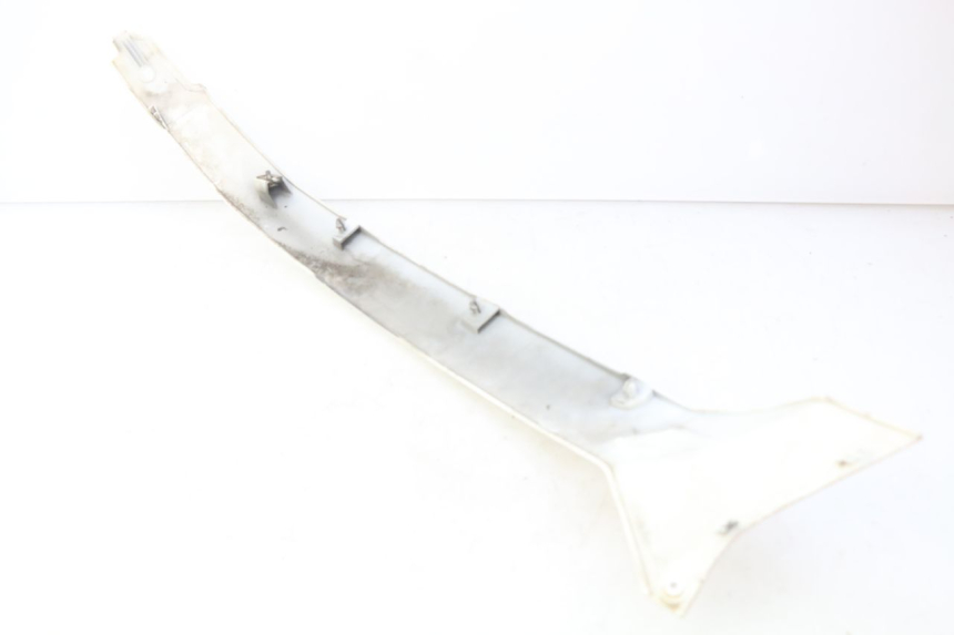 photo de Achterste linker dorpel PIAGGIO VESPA GTS IGET ABS 125 (2017 - 2023) - Andere kijkhoek