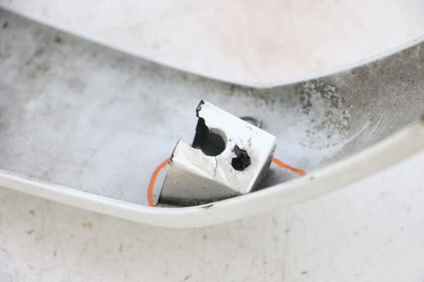photo de Achterste linker dorpelplaat PIAGGIO VESPA GTS SUPER IE 125 (2009 - 2016) - Technische close-up