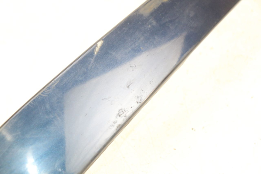 photo de Achterste linker dorpelplaat PIAGGIO VESPA LXV 125 (2006 - 2009) - Overzicht