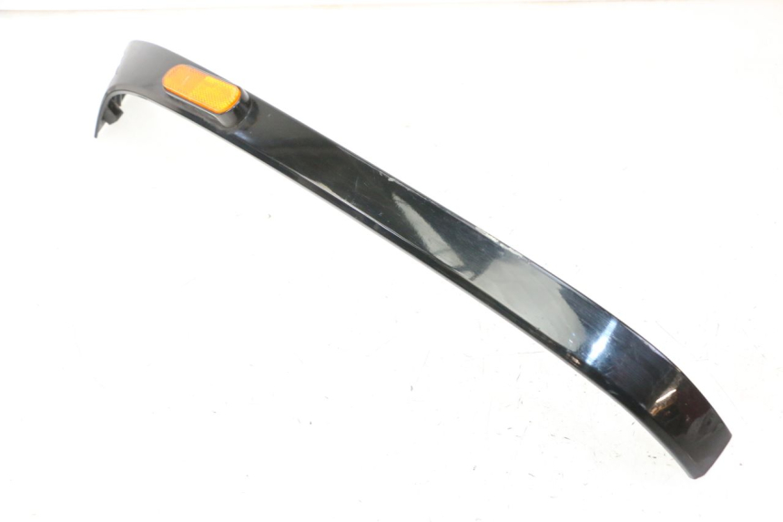 photo de Achterste linker dorpelplaat PIAGGIO VESPA S 2T 50 (2007 - 2014) - Andere kijkhoek