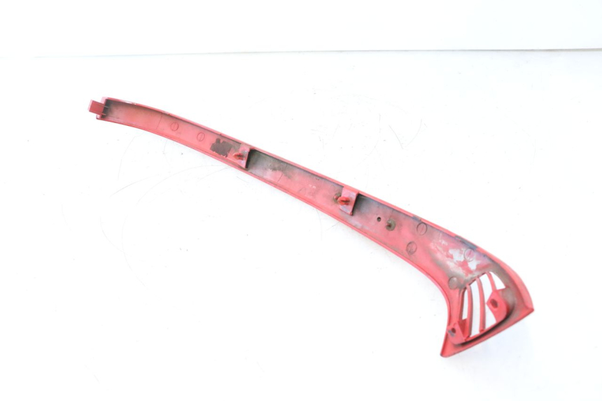 photo de Achterste linker dorpelplaat PIAGGIO VESPA S 2T 50 (2007 - 2014) - Bevestigingspunten