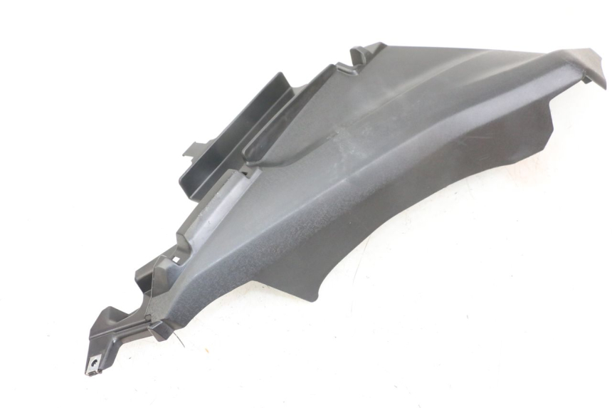 photo de Achterste linker dorpel YAMAHA XMAX X-MAX ABS 125 (2017 - 2020) - Detail van het onderdeel