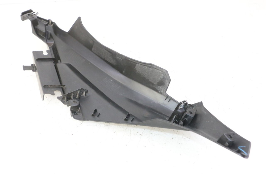 photo de Achterste linker dorpel YAMAHA XMAX X-MAX 125 (2021 - 2025) - Zoom op gebruiksstaat