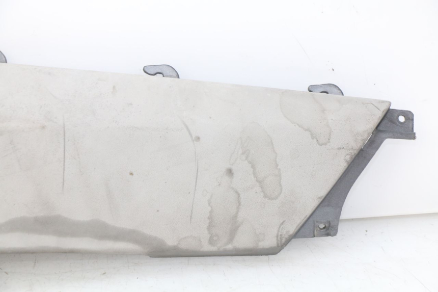 photo de Achterste linker dorpelplaat PIAGGIO X9 EVOLUTION 250 (2003 - 2007) - Zoom op gebruiksstaat