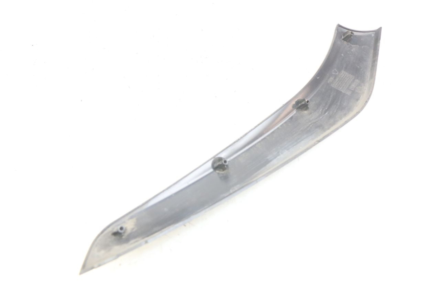 photo de rechter dorpel PIAGGIO BEVERLY 125 (2010 - 2015) - Detail van het onderdeel