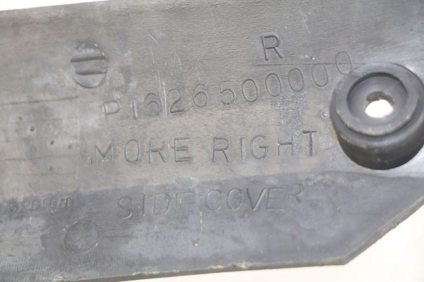 photo de rechter dorpel PGO BIG MAX 50 (2001 - 2009) - Detail van het onderdeel