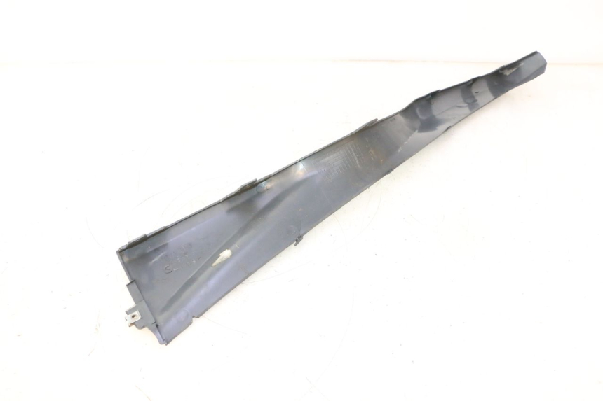 photo de rechter dorpel SUZUKI BURGMAN 125 (2007 - 2014) - Bevestigingspunten
