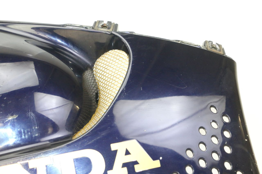 photo de RECHTER ZIJKSKIRT HONDA CBR RR FIREBLADE 900 (1992 - 1994) - Zoom op componenten