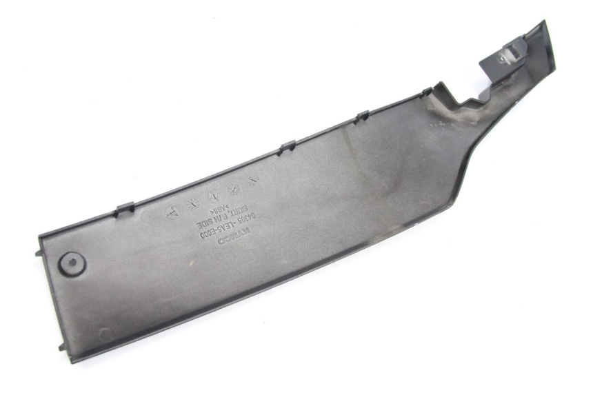 photo de RECHTER ZIJKANTSKIRT KYMCO DINK 4T 50 (2007 - 2018) - Technische close-up