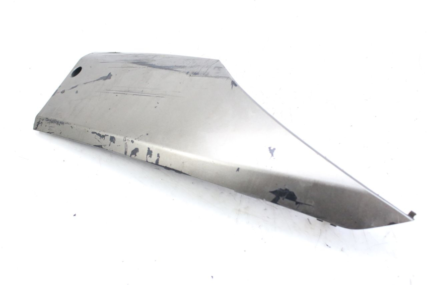 photo de rechter dorpel HONDA FES S-WING SWING ABS 125 (2007 - 2015) - Bevestigingspunten