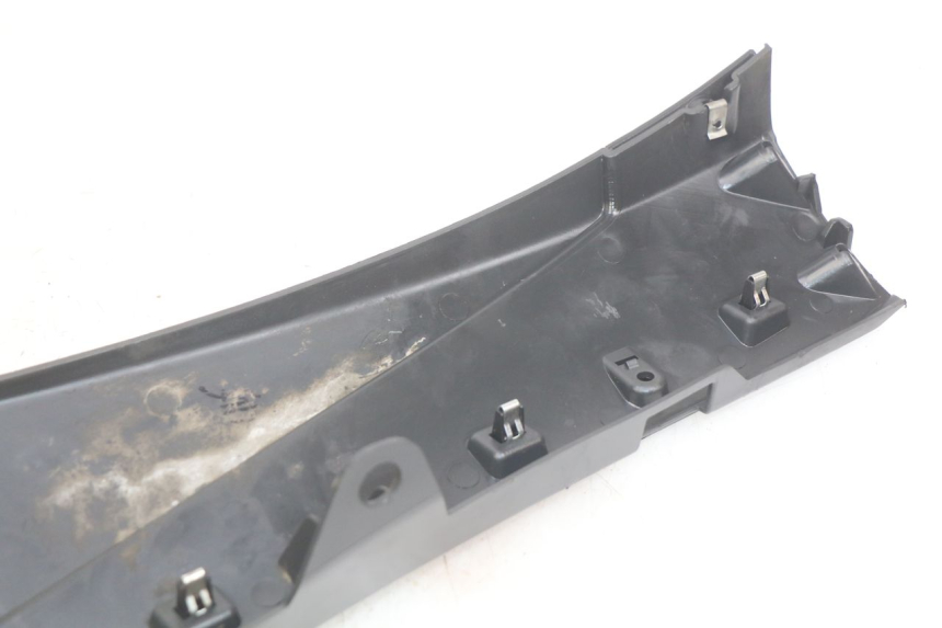 photo de rechter dorpel PIAGGIO FLY 4T 50 (2013 - 2017) - Technische close-up