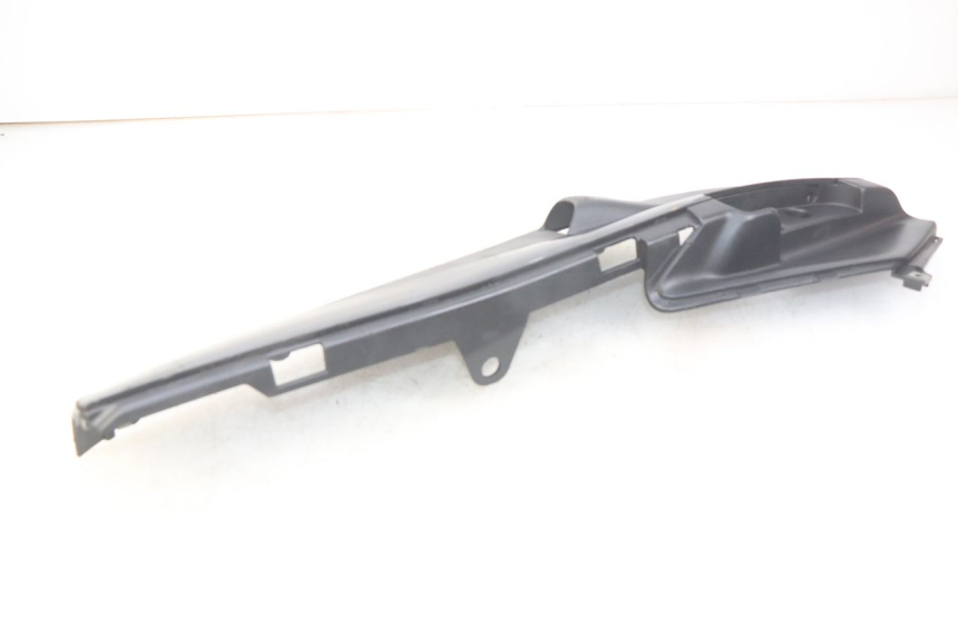 photo de rechter dorpel PIAGGIO FLY 4T 50 (2013 - 2017) - Bevestigingspunten