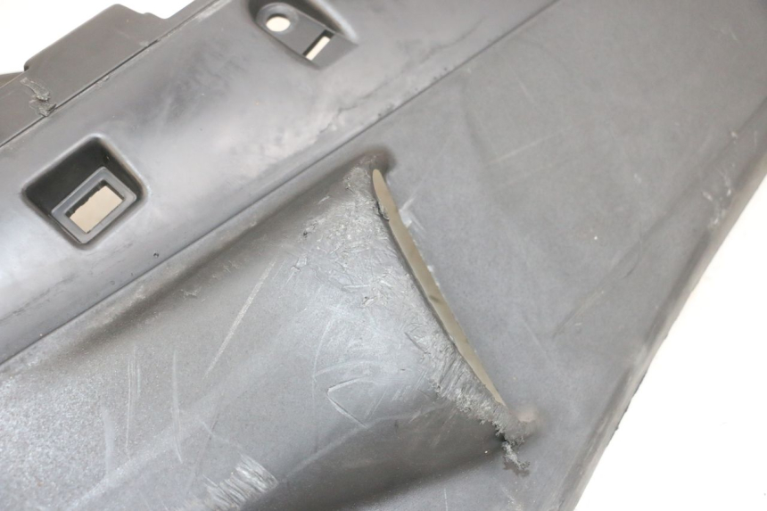 photo de rechter dorpel PIAGGIO FLY 4T 50 (2013 - 2017) - Kenmerkende details