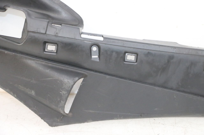 photo de rechter dorpel PIAGGIO FLY 4T 50 (2013 - 2017) - Detailaanzicht