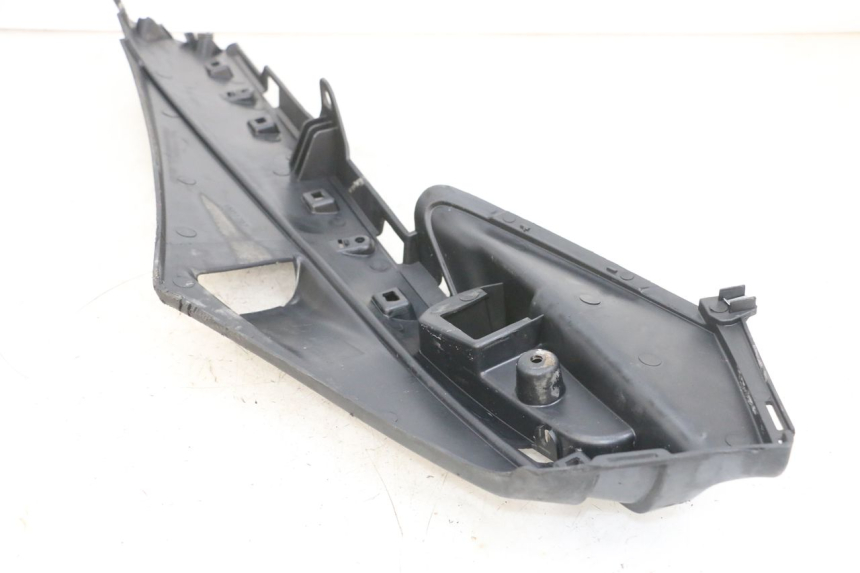 photo de rechter dorpel PIAGGIO FLY 4T 50 (2013 - 2017) - Technische close-up