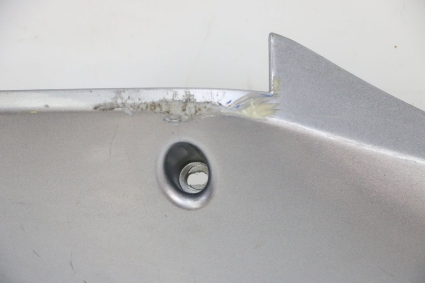 photo de rechter dorpel SYM GTS EVO 125 (2009 - 2013) - Focus op structuur