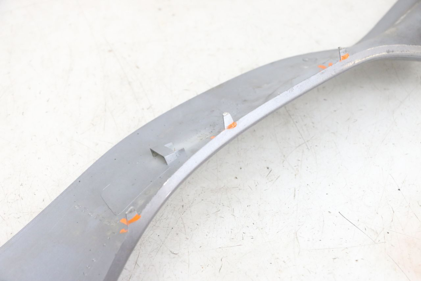 photo de rechter dorpel SYM GTS EVO 125 (2009 - 2013) - Bevestigingspunten