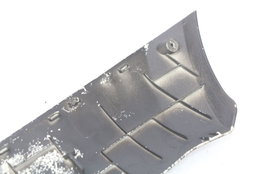 photo de rechter dorpel PEUGEOT KISBEE 2T 50 (2010 - 2017) - Technische close-up