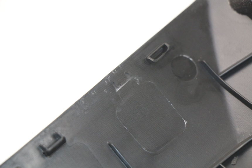 photo de rechter dorpel PEUGEOT KISBEE 2T 50 (2010 - 2017) - Technische close-up