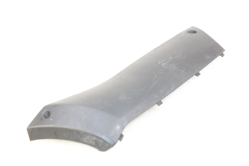 photo de rechter dorpel PEUGEOT KISBEE 4T 50 (2010 - 2017) - Andere kijkhoek