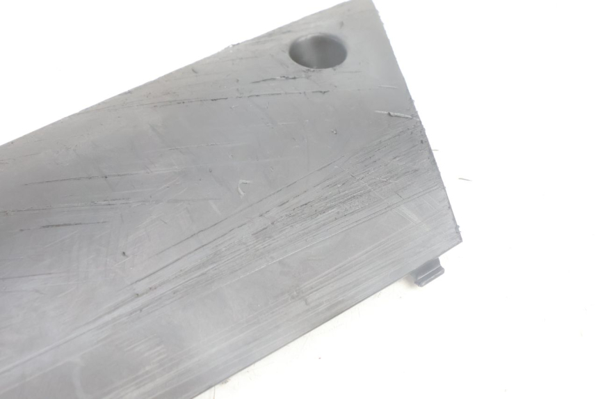 photo de rechter dorpel PEUGEOT KISBEE 4T 50 (2010 - 2017) - Technische close-up