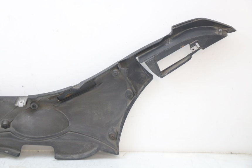 photo de rechter dorpel PIAGGIO MP3 HPE 350 (2018 - 2020) - Staat van het oppervlak