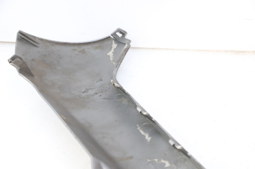 photo de RECHTER ZIJKWAND PIAGGIO MP3 LT 300 (2010 - 2016) - Technische close-up