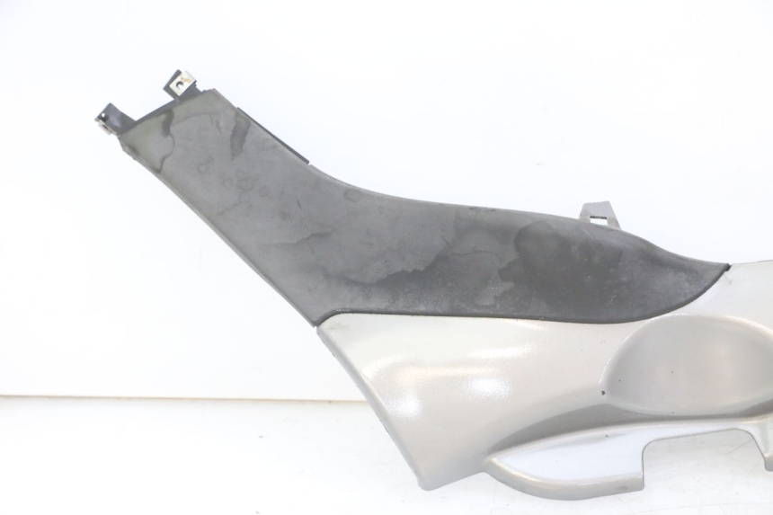 photo de RECHTER ZIJKWAND PIAGGIO MP3 LT 300 (2010 - 2016) - Markeringen en referenties