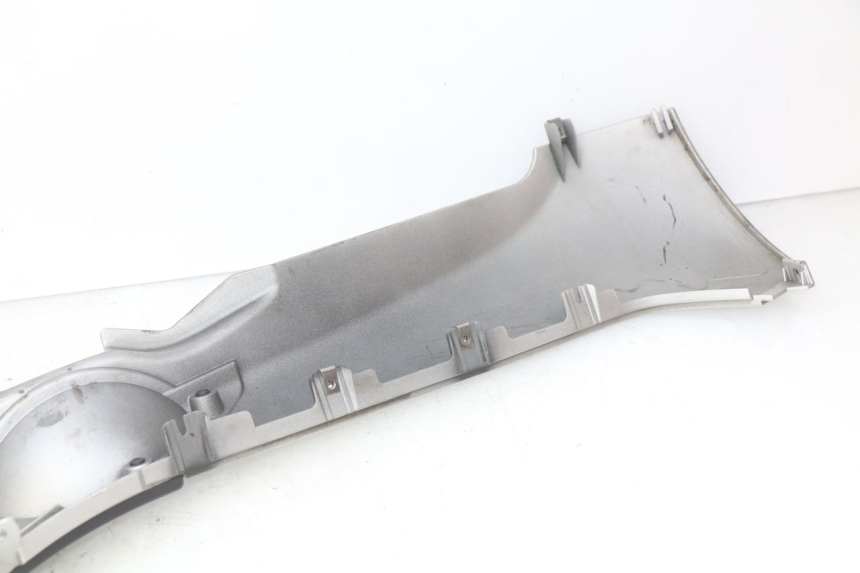 photo de rechter dorpel PIAGGIO MP3 500 (2014 - 2017) - Detail van het onderdeel