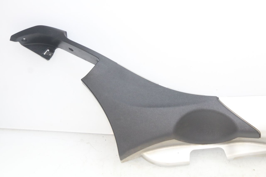 photo de rechter dorpel PIAGGIO MP3 500 (2014 - 2017) - Bevestigingspunten