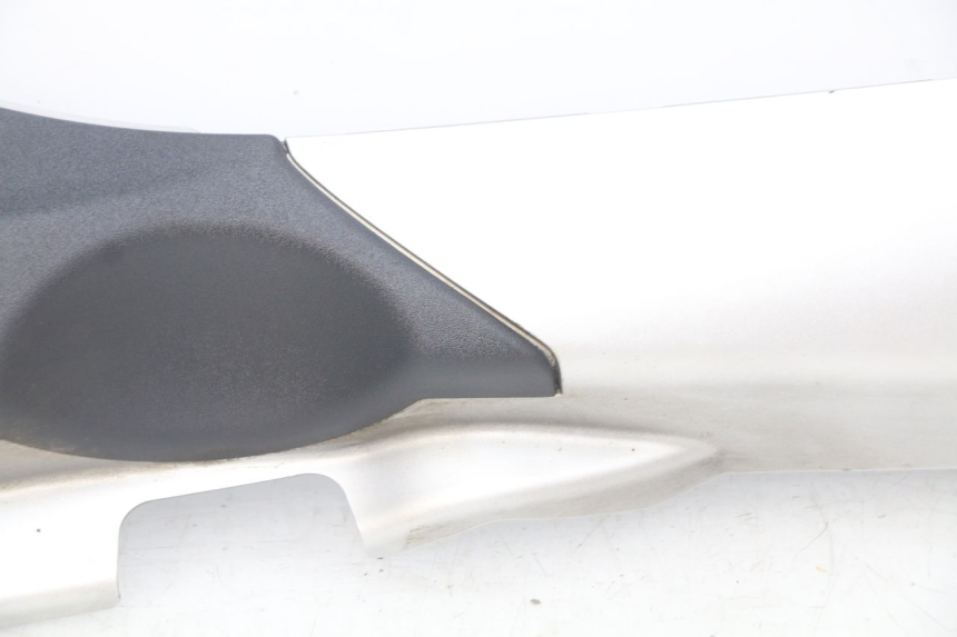 photo de rechter dorpel PIAGGIO MP3 500 (2014 - 2017) - Staat van het oppervlak