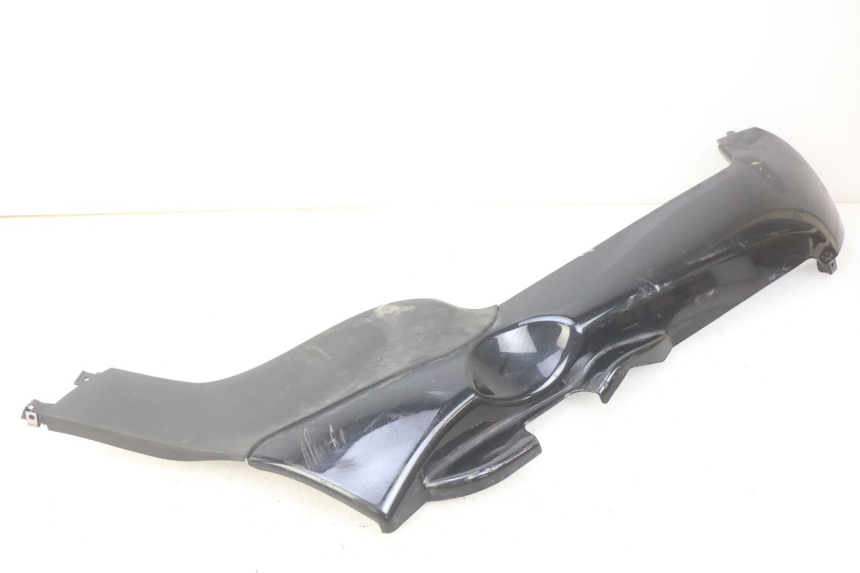 photo de rechter dorpel PIAGGIO MP3 125 (2006 - 2014) - Bevestigingspunten