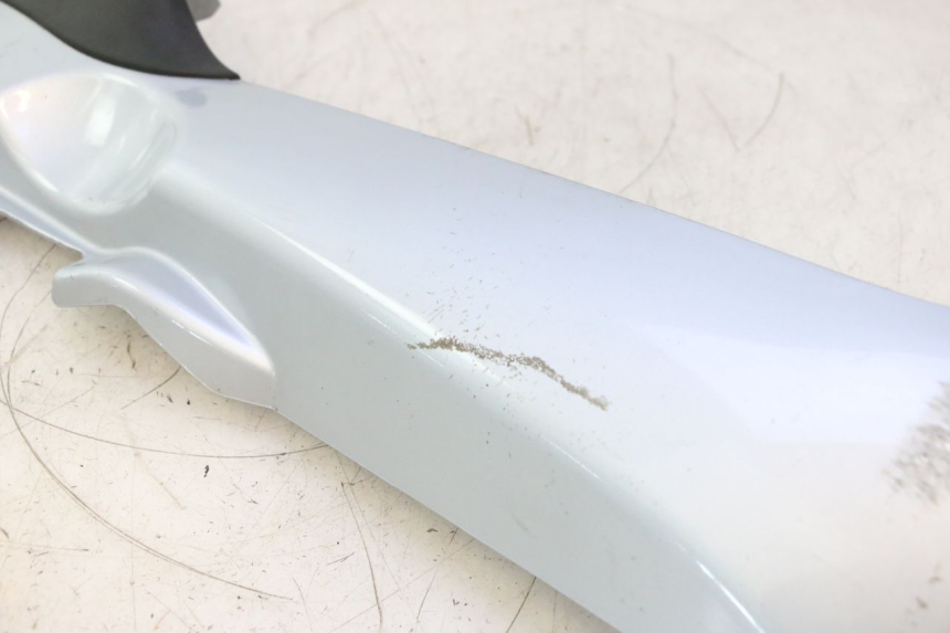 photo de rechter dorpel PIAGGIO MP3 125 (2006 - 2014) - Zoom op gebruiksstaat