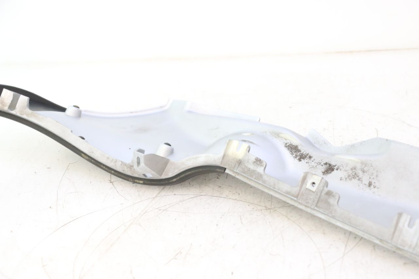 photo de rechter dorpel PIAGGIO MP3 125 (2006 - 2014) - Technische close-up