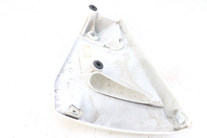 photo de rechter dorpel MOTO GUZZI NORGE 8V GT 1200 (2011 - 2016) - Zoom op gebruiksstaat