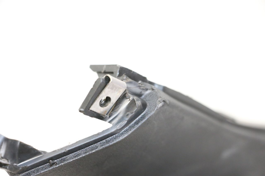 photo de rechter dorpel PIAGGIO MP3 LT 400 (2007 - 2012) - Detail van het onderdeel