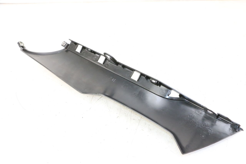 photo de rechter dorpel PIAGGIO NRG POWER PUREJET 50 (2018 - 2021) - Zoom op gebruiksstaat