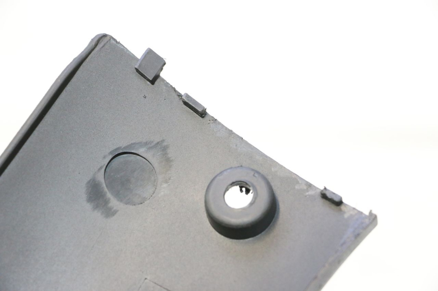 photo de rechter dorpel TNT MOTOR ROMA 10' 2T 50 (2011 - 2018) - Detail van het onderdeel