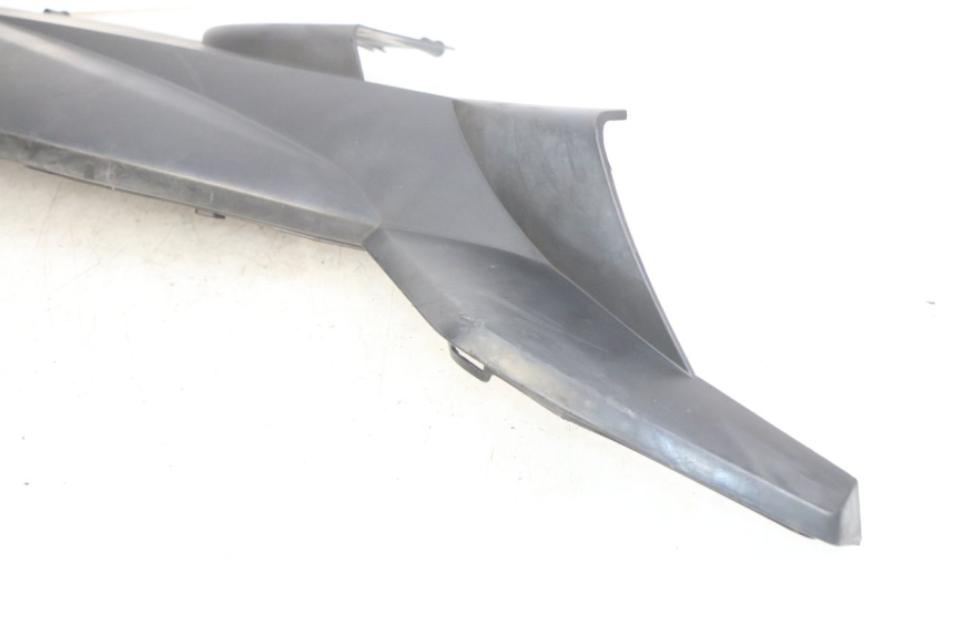 photo de rechter dorpel PEUGEOT SATELIS 125 (2006 - 2009) - Bevestigingspunten