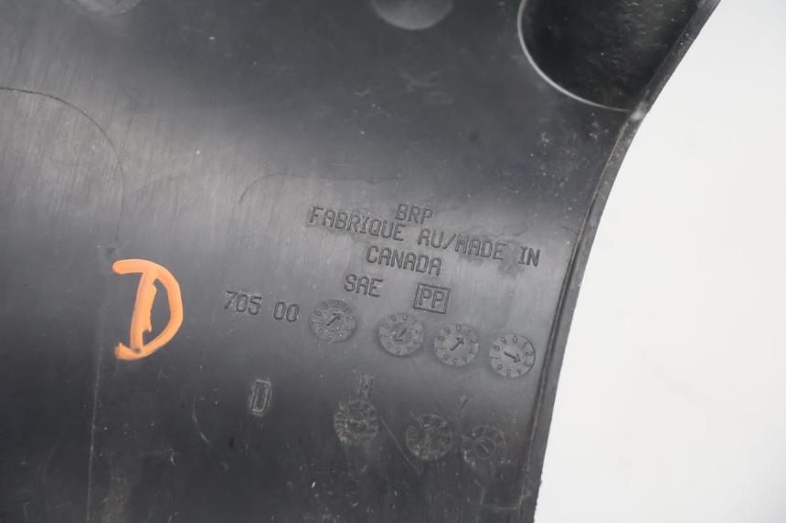 photo de RECHTE ZIJKANTSIJSTUK CAN-AM SPYDER RS 1000 (2008 - 2012) - Staat van het oppervlak