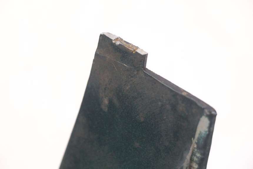 photo de RECHTER ZIJKWAND PEUGEOT SV 125 (1991 - 1994) - Zoom op gebruiksstaat