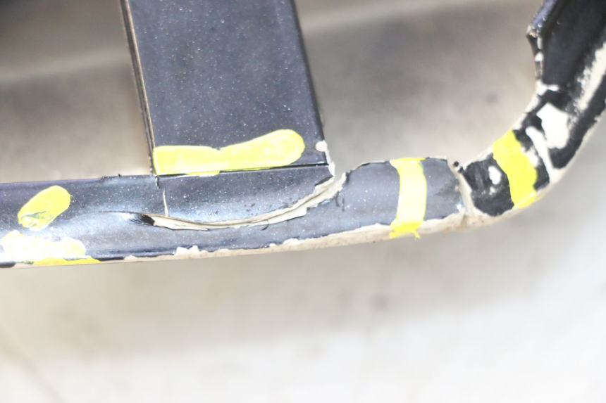 photo de RECHTE ZIJKANTSIJSTUK PEUGEOT VIVACITY NEW 2T 50 (2008 - 2017) - Detailaanzicht