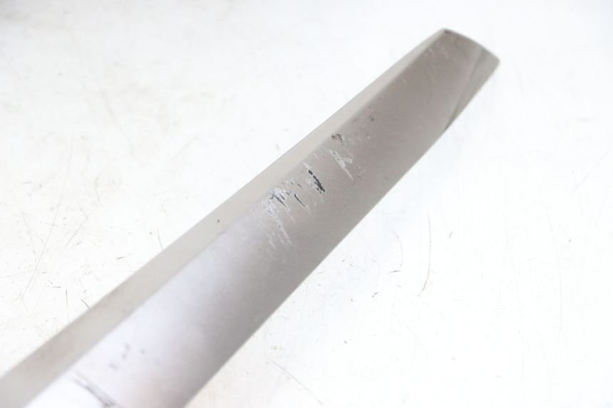 photo de rechter dorpel YAMAHA XMAX X-MAX ABS 125 (2017 - 2020) - Technische close-up