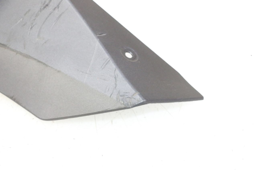 photo de RECHTER ZIJKWAND YAMAHA XMAX X-MAX 125 (2021 - 2025) - Staat van het oppervlak