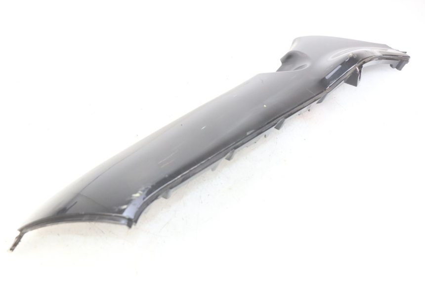 photo de RECHTER ZIJKANTSKIRT PIAGGIO XEVO - X EVO 125 (2007 - 2017) - Detail van het onderdeel