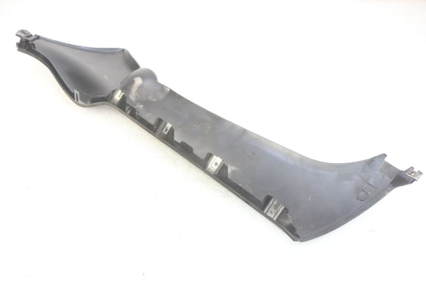 photo de RECHTER ZIJKANTSKIRT PIAGGIO XEVO - X EVO 125 (2007 - 2017) - Staat van het oppervlak