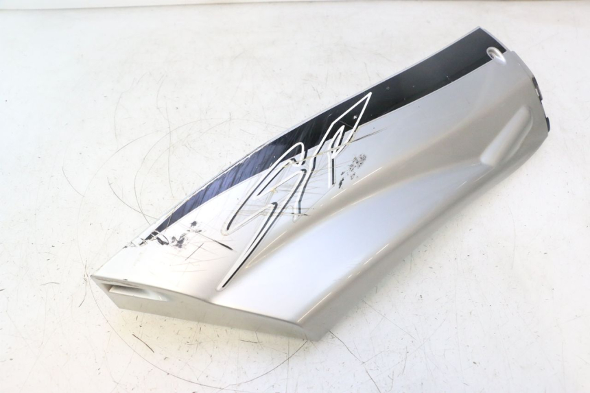 photo de RECHTER ZIJKANTSKIRT YAMAHA YP MAJESTY 125 (2002 - 2006) - Andere kijkhoek