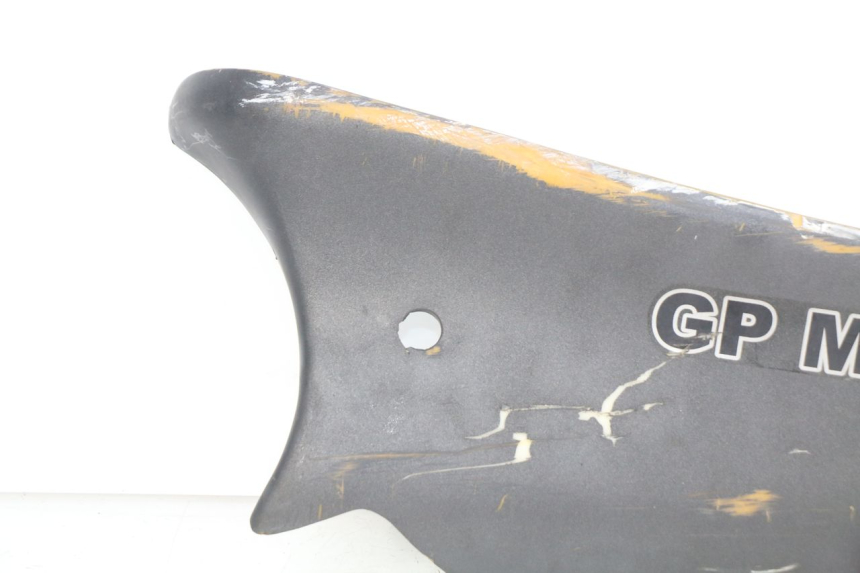 photo de rechter dorpel YIYING YY50QT-10 50 (2007 - 2022) - Staat van het oppervlak