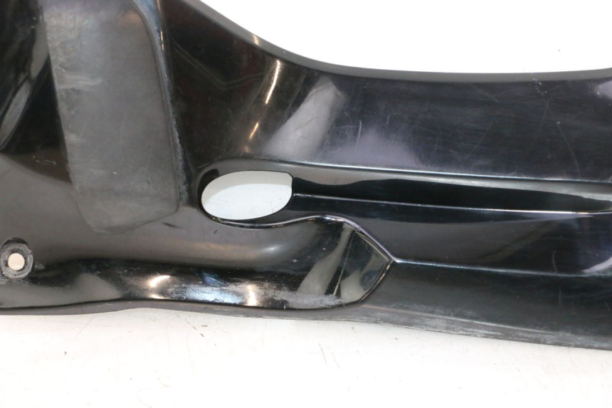 photo de LINKER ZIJKANT SUZUKI BURGMAN EXECUTIVE ABS 650 (2006 - 2012) - Focus op structuur
